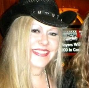 Meet your Posher, Tonya